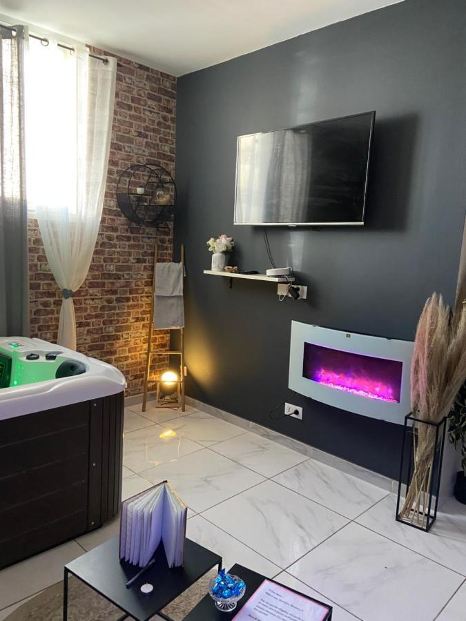 Nuit Privee Apartment คานส์ ภายนอก รูปภาพ